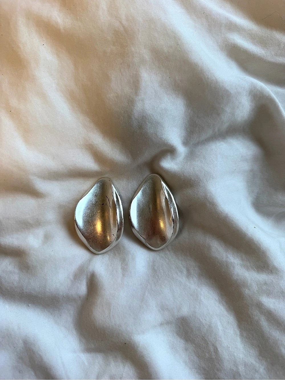 NEW Cult Gaia Erin Earrings Teardrop Silver